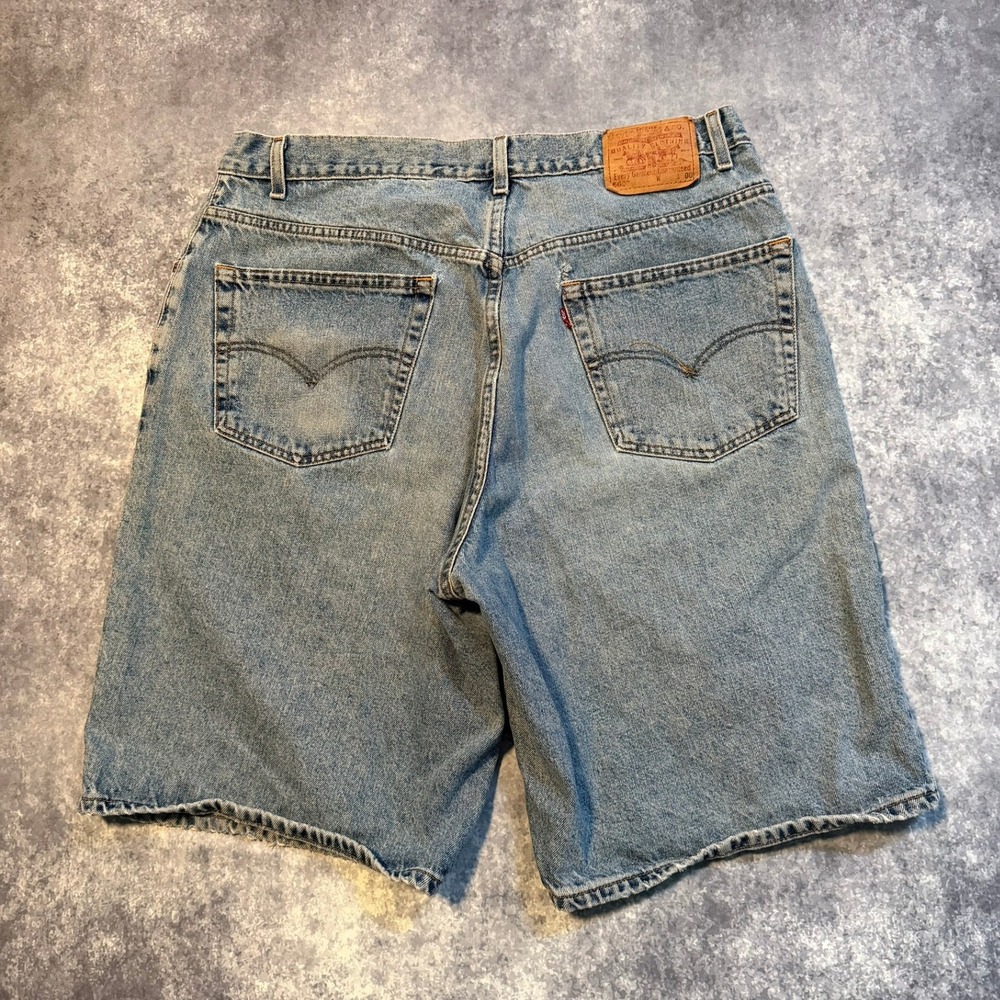 Vintage Levi's 560 Mens =Relaxed Fit Denim Jean‎ Shorts Size 40 Blue Light Wash - Picture 2 of 10